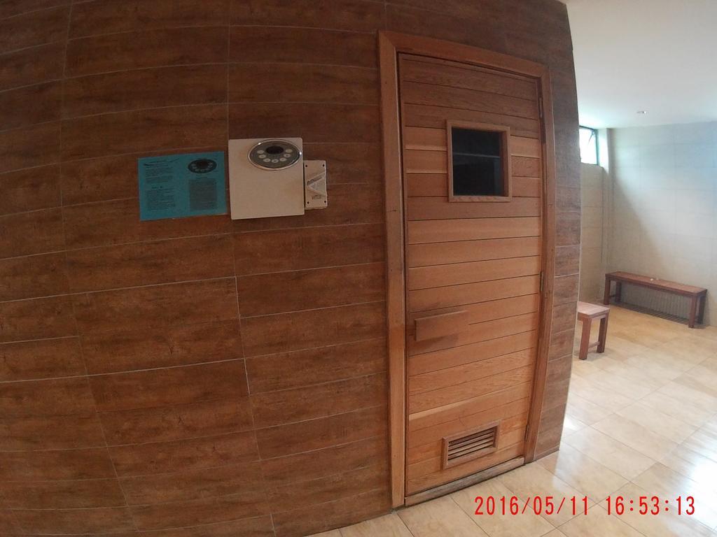 Apartment Vh Homes, Imago Shopping Mall *
