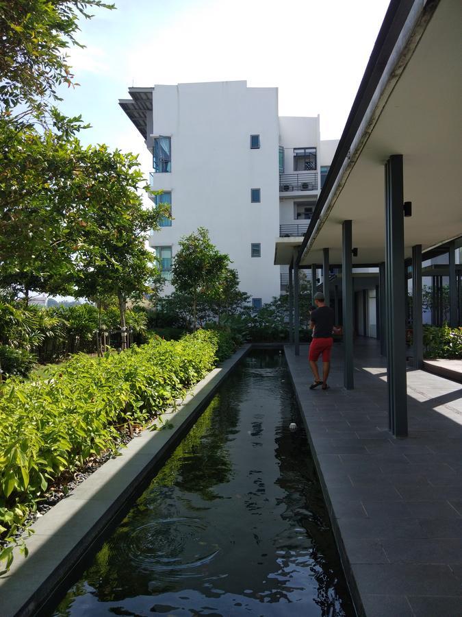 Vh Homes, Imago Shopping Mall Apartment *